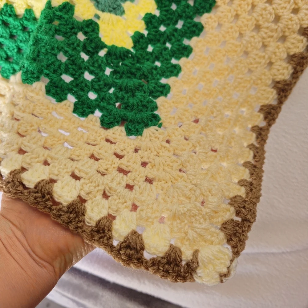 Grandma Square Crochet Throw‎ Blanket hand made about 38x38